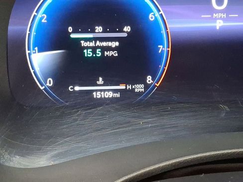 Used 2024 Toyota Highlander Limited image 13