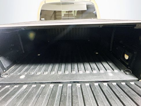 Used 2018 Toyota Tacoma TRD Sport w/ Technology Package image 26