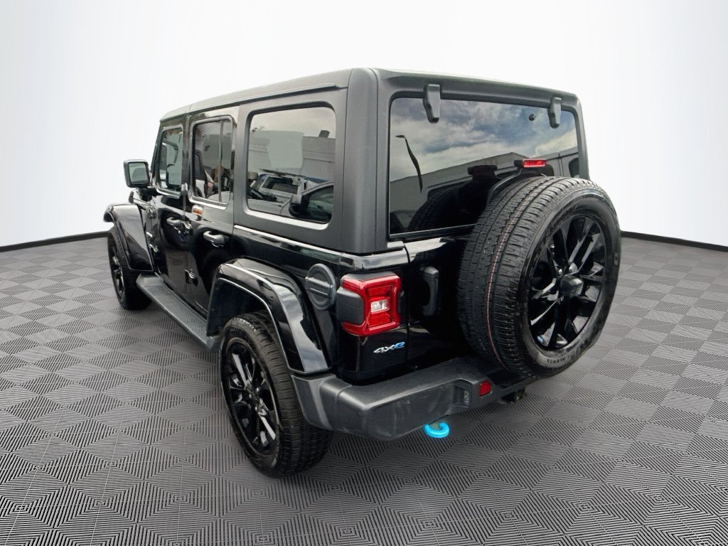 Certified 2023 Jeep Wrangler Unlimited Sahara w/ Cold Weather Group AWD/4WD image 8