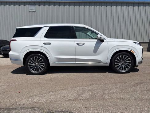 Used 2024 Hyundai Palisade Calligraphy AWD/4WD image 4