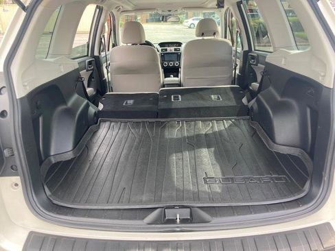 Used 2018 Subaru Forester 2.5i Premium w/ All-Weather Package image 13