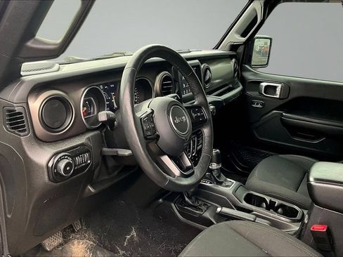 Used 2018 Jeep Wrangler Sport w/ Quick Order Package 24S AWD/4WD image 13
