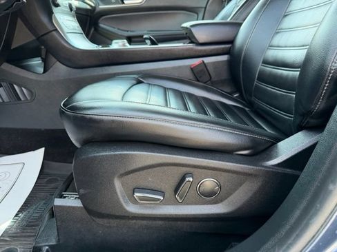 Used 2019 Ford Edge SEL w/ Equipment Group 201A AWD/4WD image 24