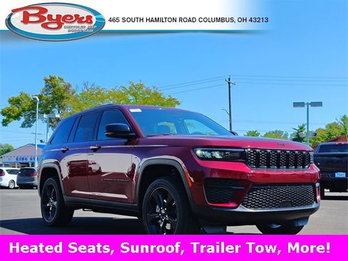 New 2025 Jeep Grand Cherokee Altitude image 1