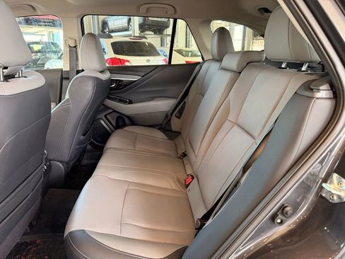 Used 2023 Subaru Outback Limited image 10