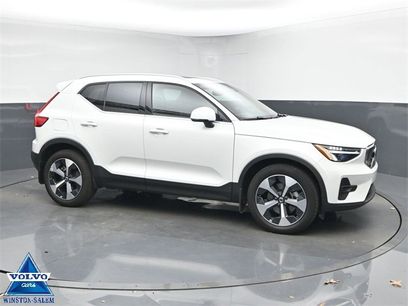 Used 2023 Volvo XC40 B4 Plus w/ Protection Package Premier