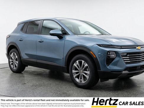 Used 2025 Chevrolet Equinox LT image 1