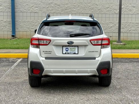 Used 2019 Subaru Crosstrek 2.0i Premium w/ Moonroof Package AWD/4WD image 6