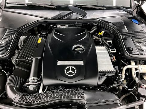 Used 2017 Mercedes-Benz C 300 Sedan image 32