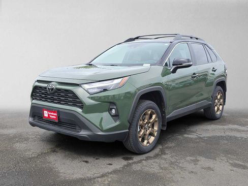 Used 2025 Toyota RAV4 Woodland Edition w/ Weather Package AWD/4WD image 10