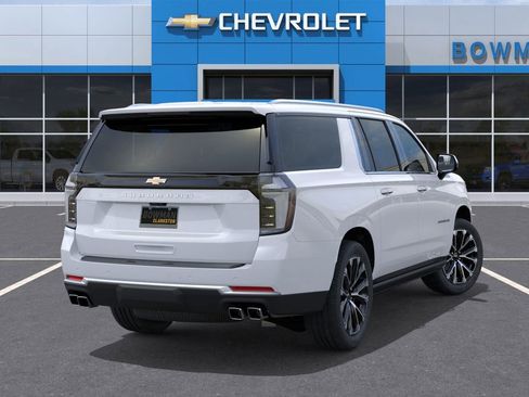 New 2026 Chevrolet Suburban High Country image 4