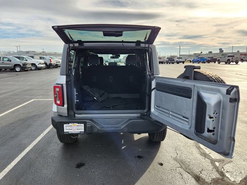 Used 2024 Ford Bronco Outer Banks image 10