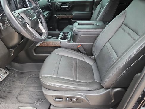 Used 2022 GMC Sierra 2500 Denali w/ Denali Ultimate Package AWD/4WD image 14