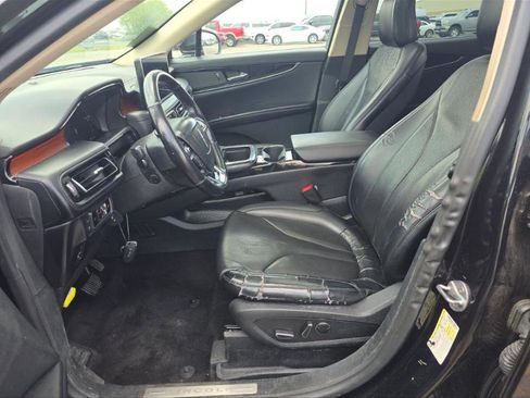 Used 2022 Lincoln Nautilus Reserve AWD/4WD image 4