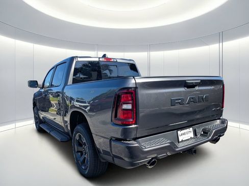 New 2026 RAM 1500 Express AWD/4WD image 6