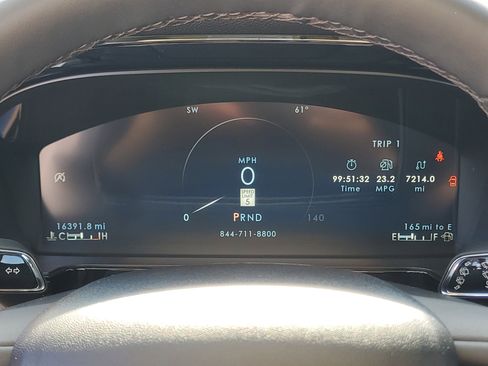 Certified 2024 Lincoln Corsair AWD w/ Equipment Group 101A image 15