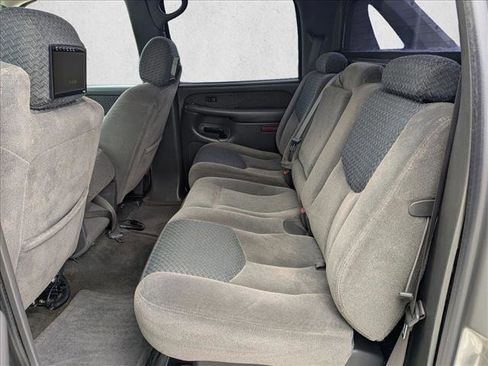 Used 2004 Chevrolet Avalanche 2WD image 17