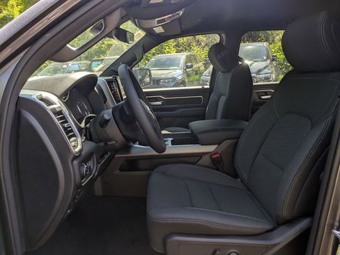 New 2026 RAM 1500 Big Horn AWD/4WD image 12