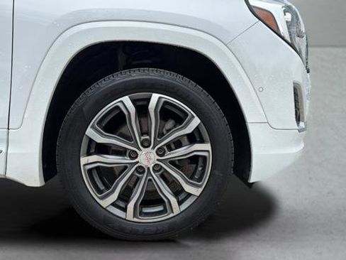 Used 2020 GMC Terrain Denali w/ GMC Pro Grade Package image 12