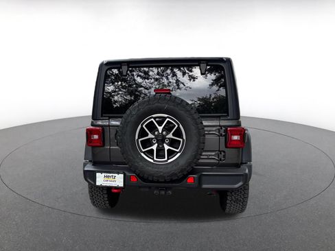 Used 2026 Jeep Wrangler Unlimited Rubicon AWD/4WD image 8