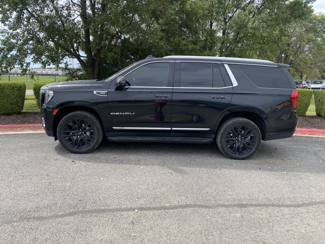 Used 2024 GMC Yukon Denali w/ Advanced Technology Package AWD/4WD image 7