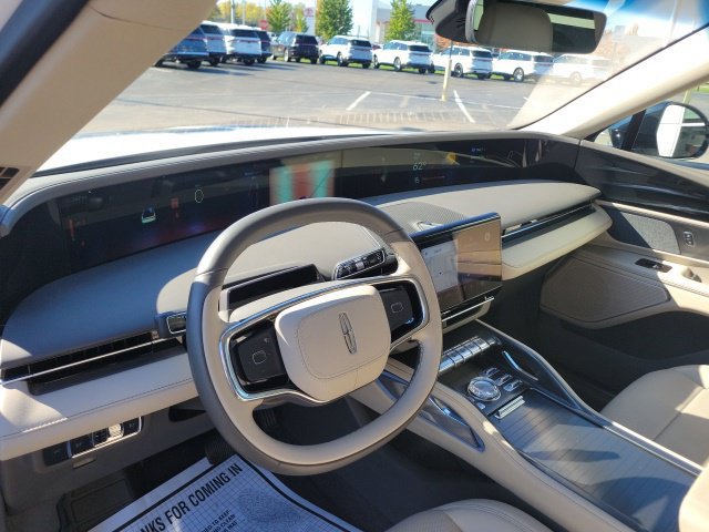 Certified 2024 Lincoln Nautilus Premier AWD/4WD image 29
