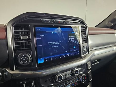 Used 2021 Ford F150 Lariat w/ Equipment Group 502A High image 28