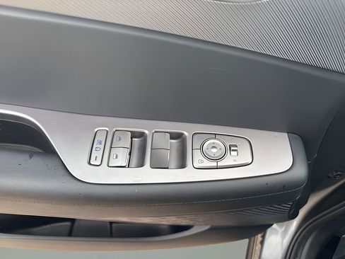 Used 2025 Hyundai Palisade SEL FWD image 14