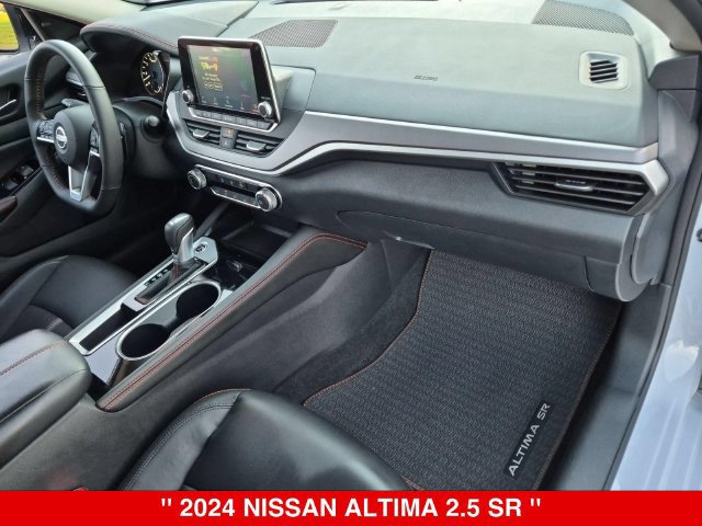 Certified 2024 Nissan Altima 2.5 SR FWD image 38