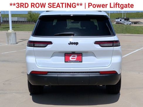 New 2026 Jeep Grand Cherokee L 2WD image 7