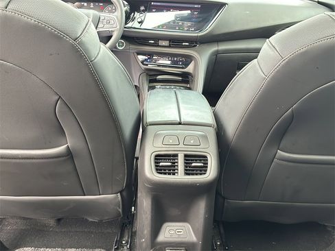 Used 2021 Buick Envision Avenir w/ Technology Package II image 26