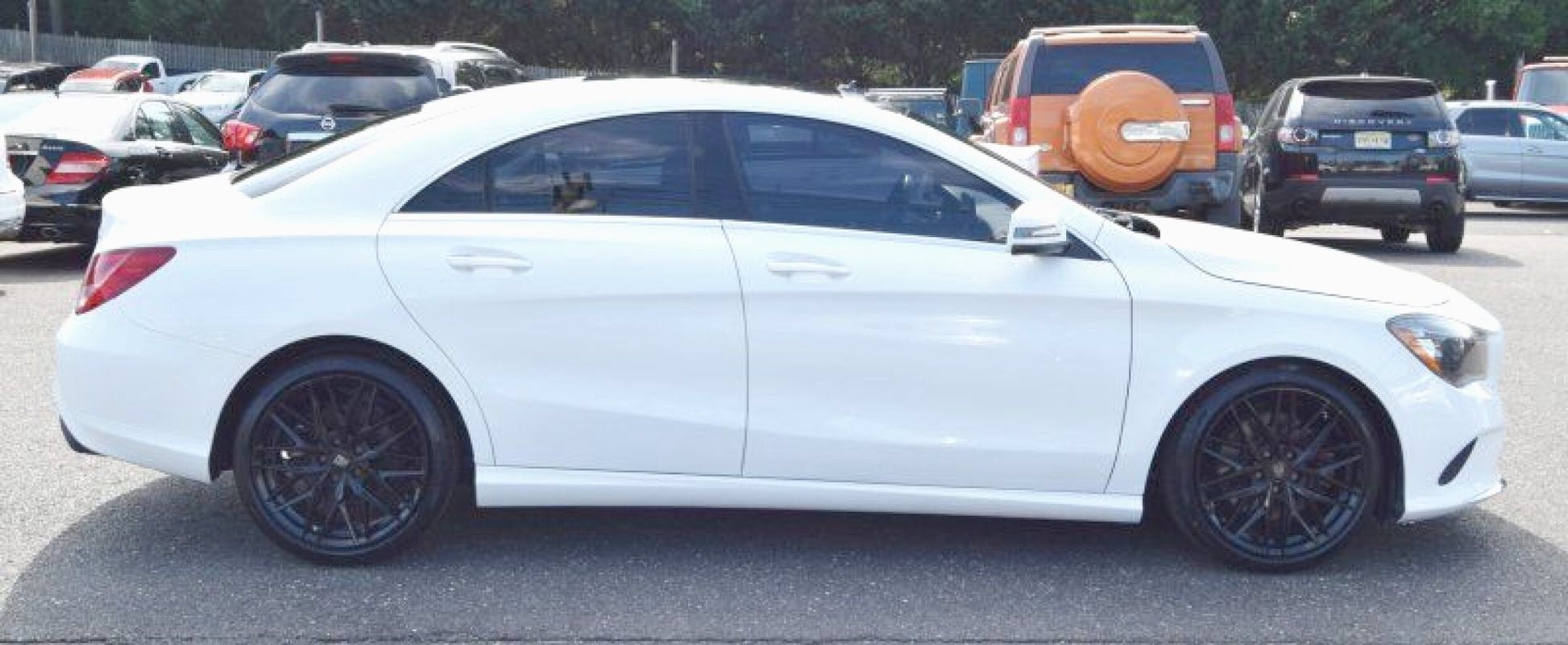 Used 2019 Mercedes-Benz CLA 250 4MATIC w/ Premium Package image 16
