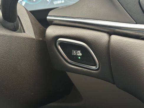 Used 2017 Buick LaCrosse Essence image 22