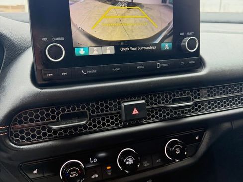 Certified 2024 Honda HR-V Sport image 18