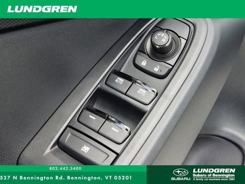Used 2024 Subaru Crosstrek 2.0i Premium image 25