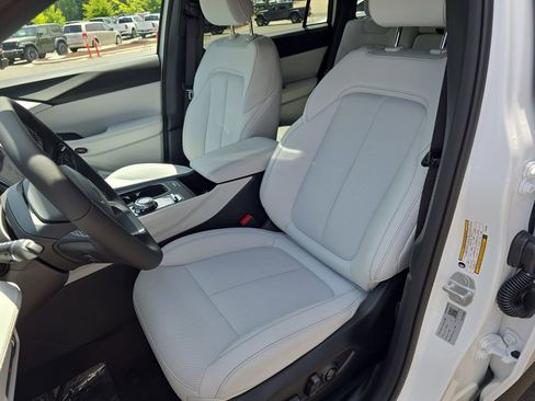 New 2026 Jeep Cherokee Limited AWD/4WD image 15