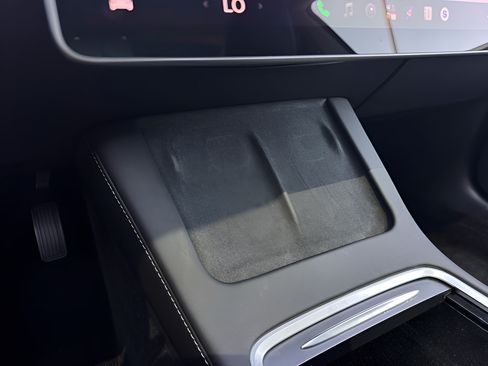 Used 2023 Tesla Model 3 Standard Range RWD image 11