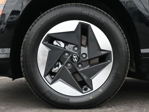Used 2025 Hyundai Kona Limited FWD image 7