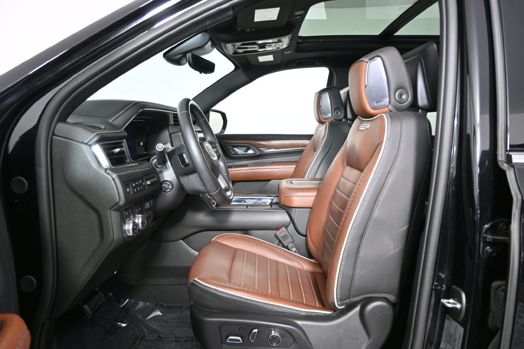 Used 2024 GMC Yukon XL Denali Ultimate AWD/4WD image 21