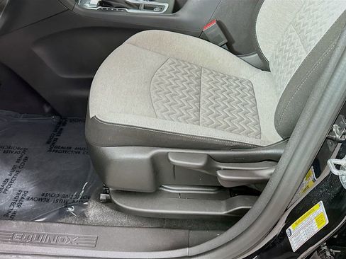 Used 2024 Chevrolet Equinox LS w/ Driver Confidence II Package FWD image 27