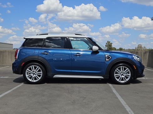 Used 2017 MINI Cooper Countryman S FWD image 9