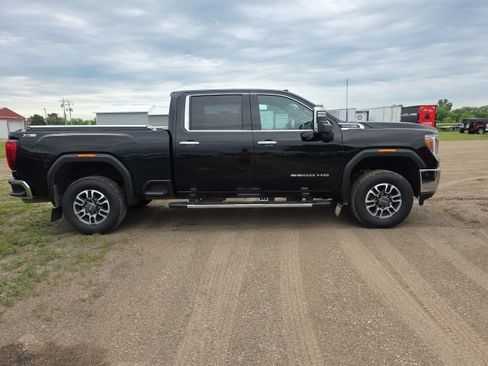 Used 2023 GMC Sierra 2500 SLT w/ SLT Premium Package AWD/4WD image 6