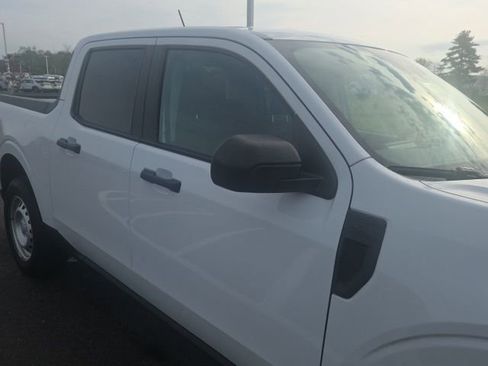 Used 2022 Ford Maverick XL image 5