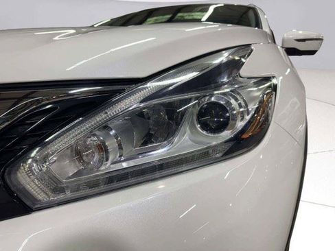 Used 2017 Nissan Murano Platinum FWD image 64