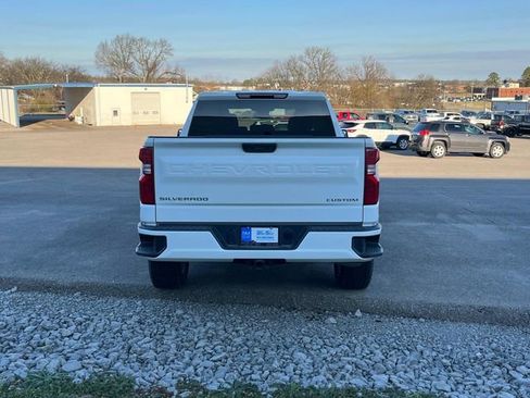Certified 2022 Chevrolet Silverado 1500 Custom image 4