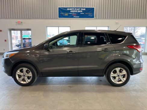 Used 2015 Ford Escape SE image 8
