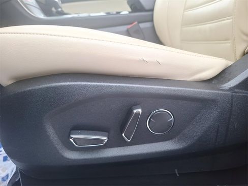 Used 2018 Ford Edge SEL w/ Equipment Group 201A image 19