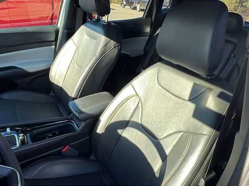 Used 2024 Jeep Compass Limited w/ Elite Group image 19