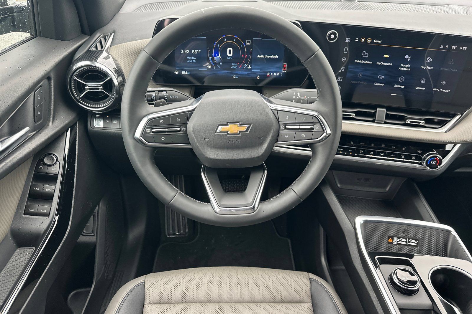 Used 2026 Chevrolet Equinox LT w/ Convenience Package II FWD image 16