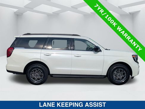 Certified 2025 Ford Expedition Active RWD image 4